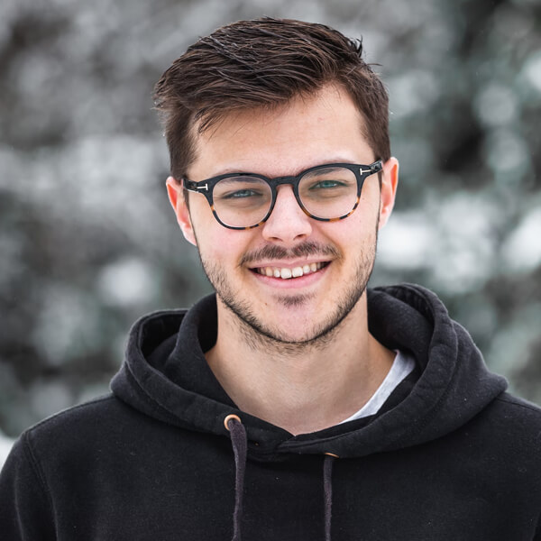 Dozentin für Suchmaschinenmarketing im Online-Marketing Kurs